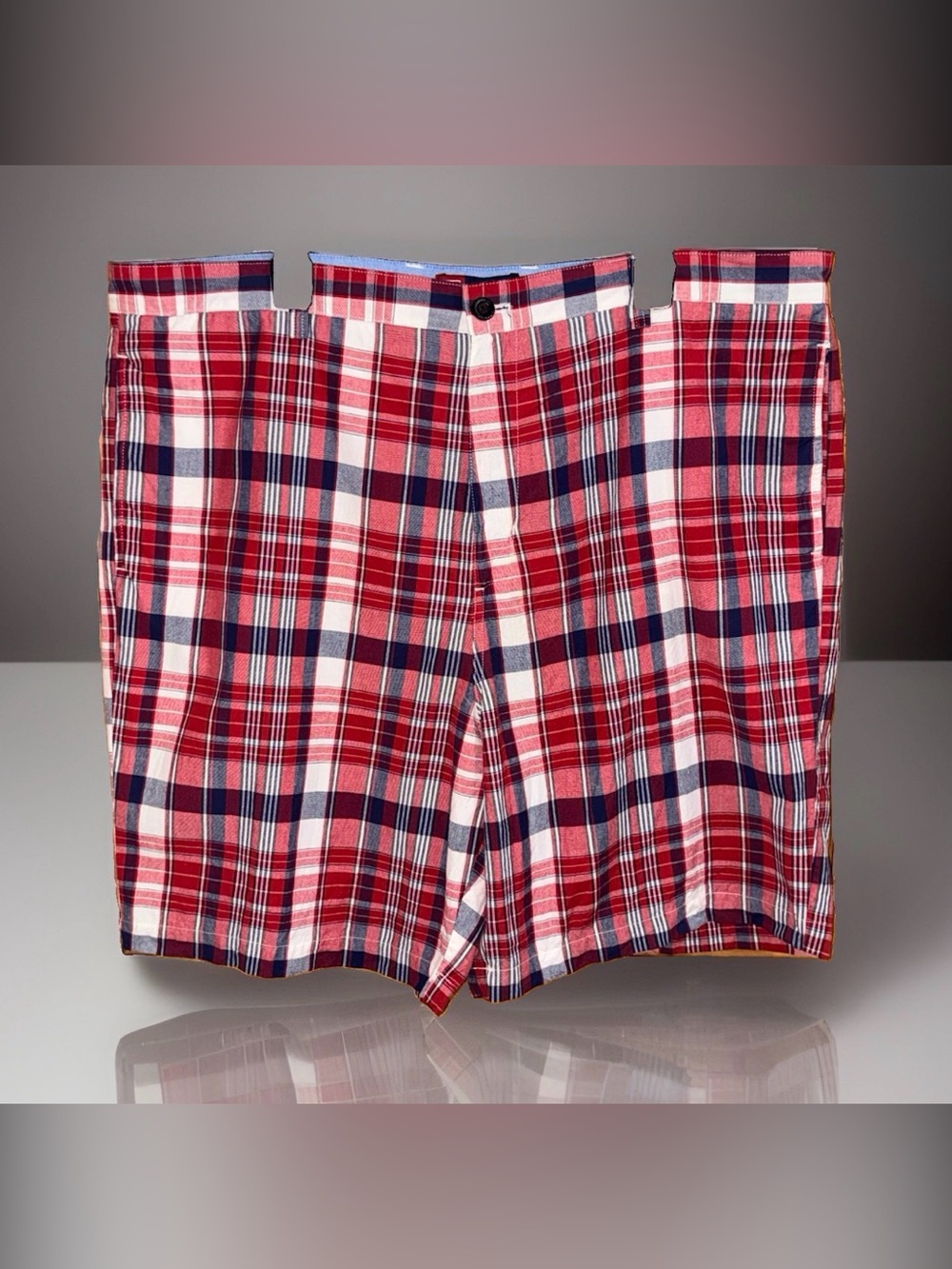 Chaps Men’s Red White and Navy Plaid Men's Flat Front Shorts42-EC